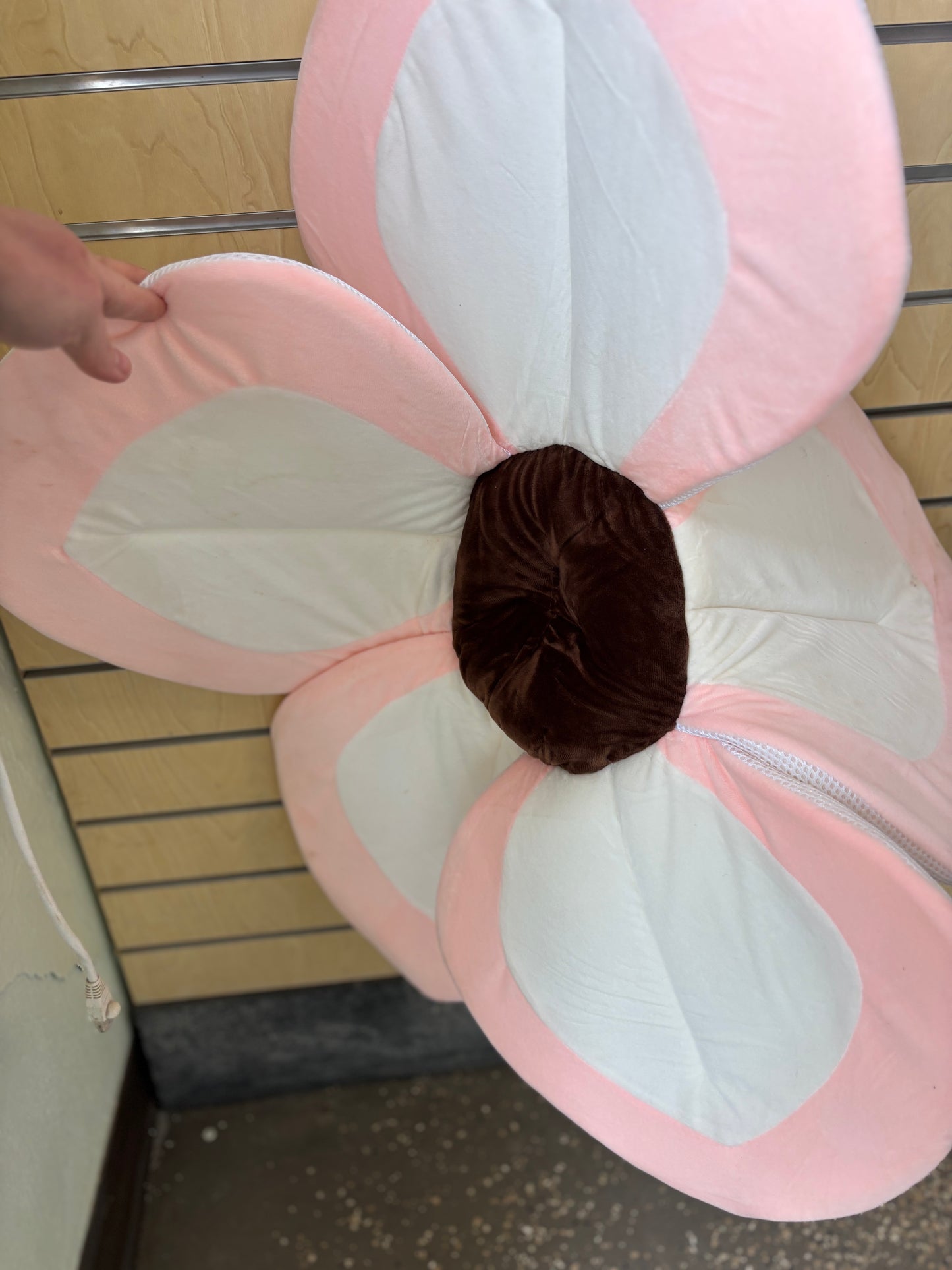 Flower Mesh Plush